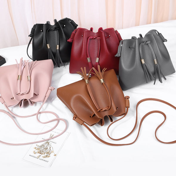 Tassel bucket coin purse