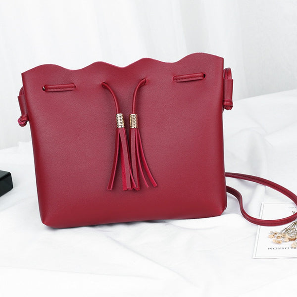 Tassel bucket coin purse