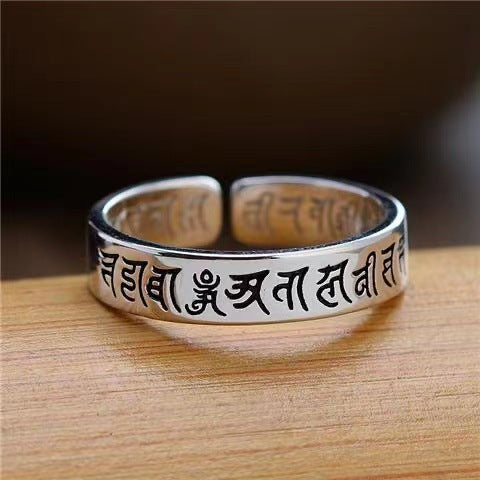 Women's Fashion Sterling Silver Lucky Ring