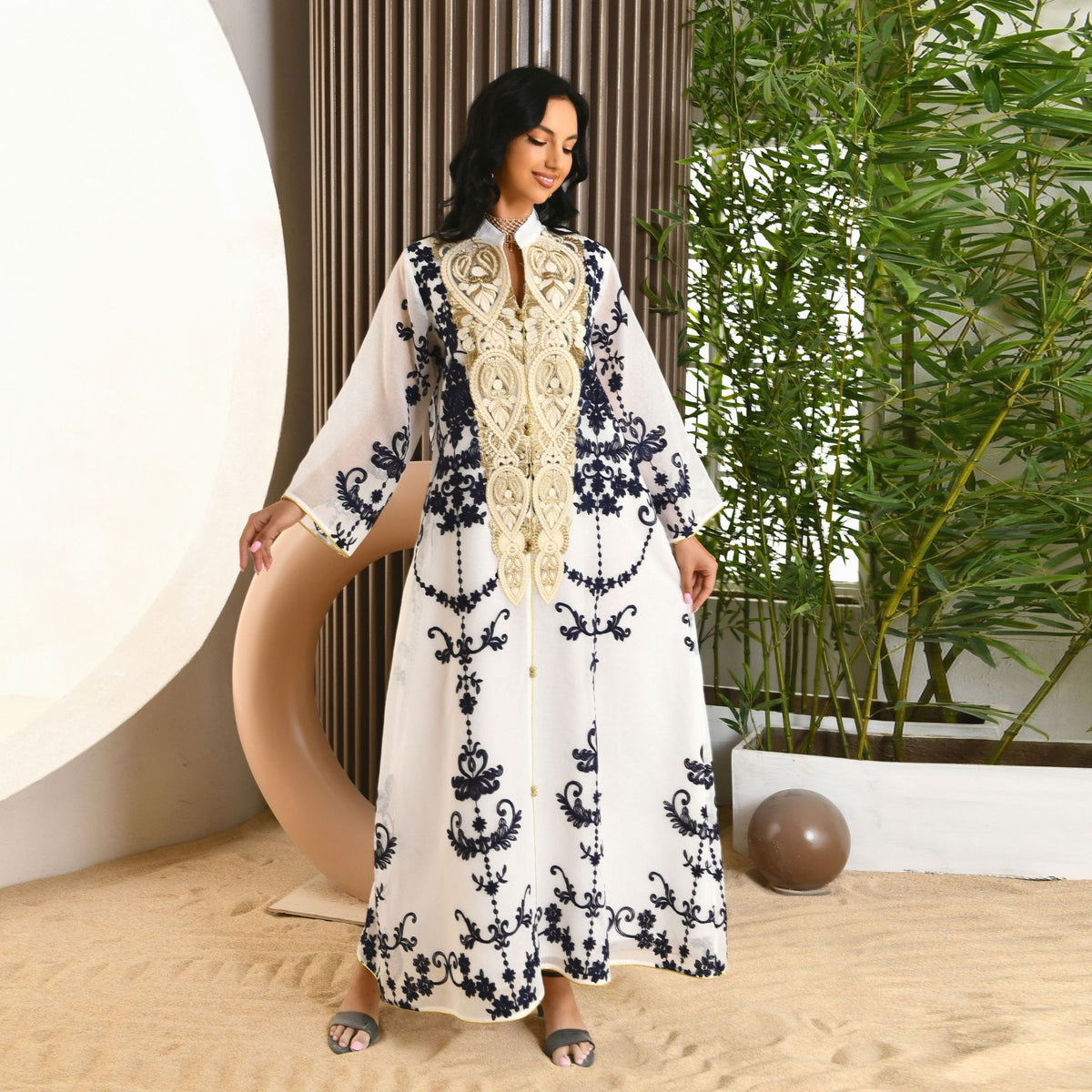 Muslim Evening Dress Mesh Embroidery Appliquéd Robe Abaya